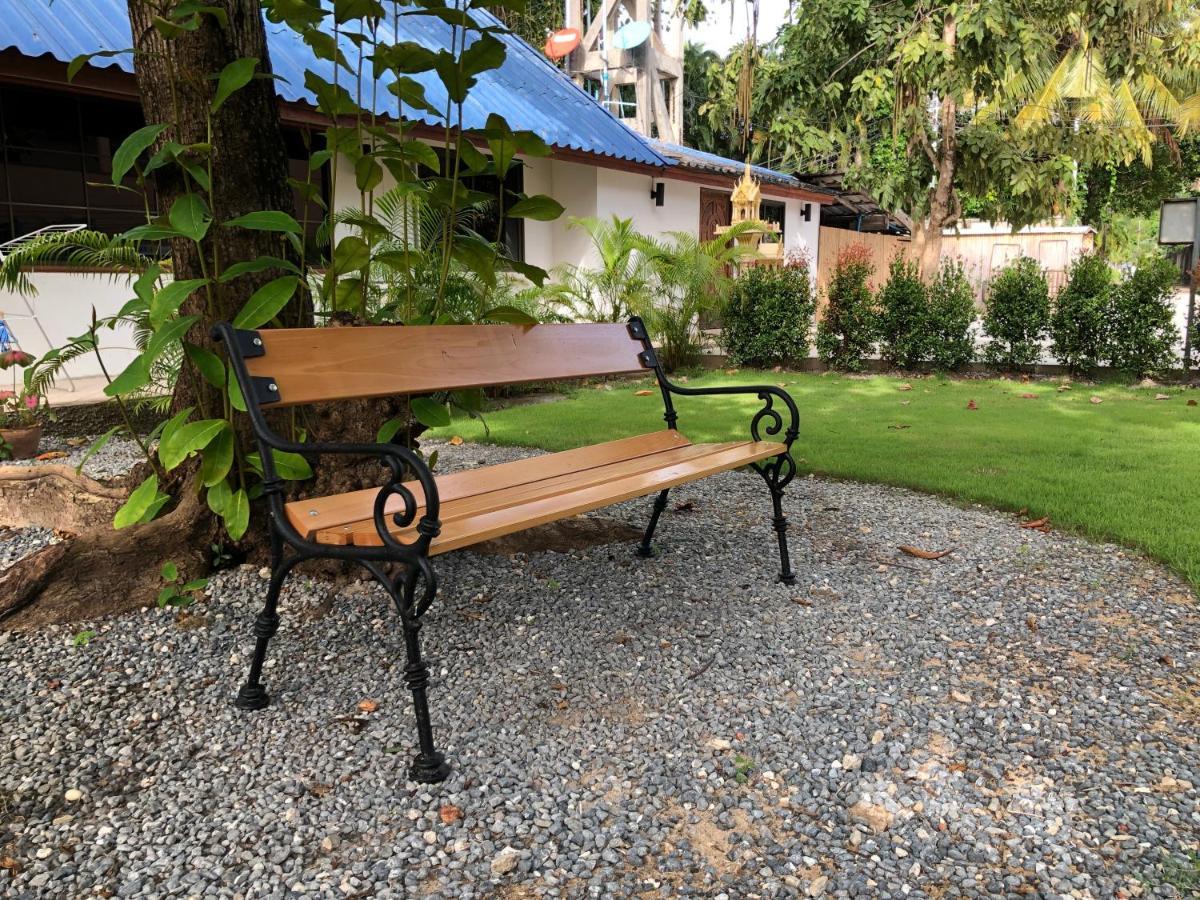 Noble House Beach Resort Ko Lanta Exterior foto
