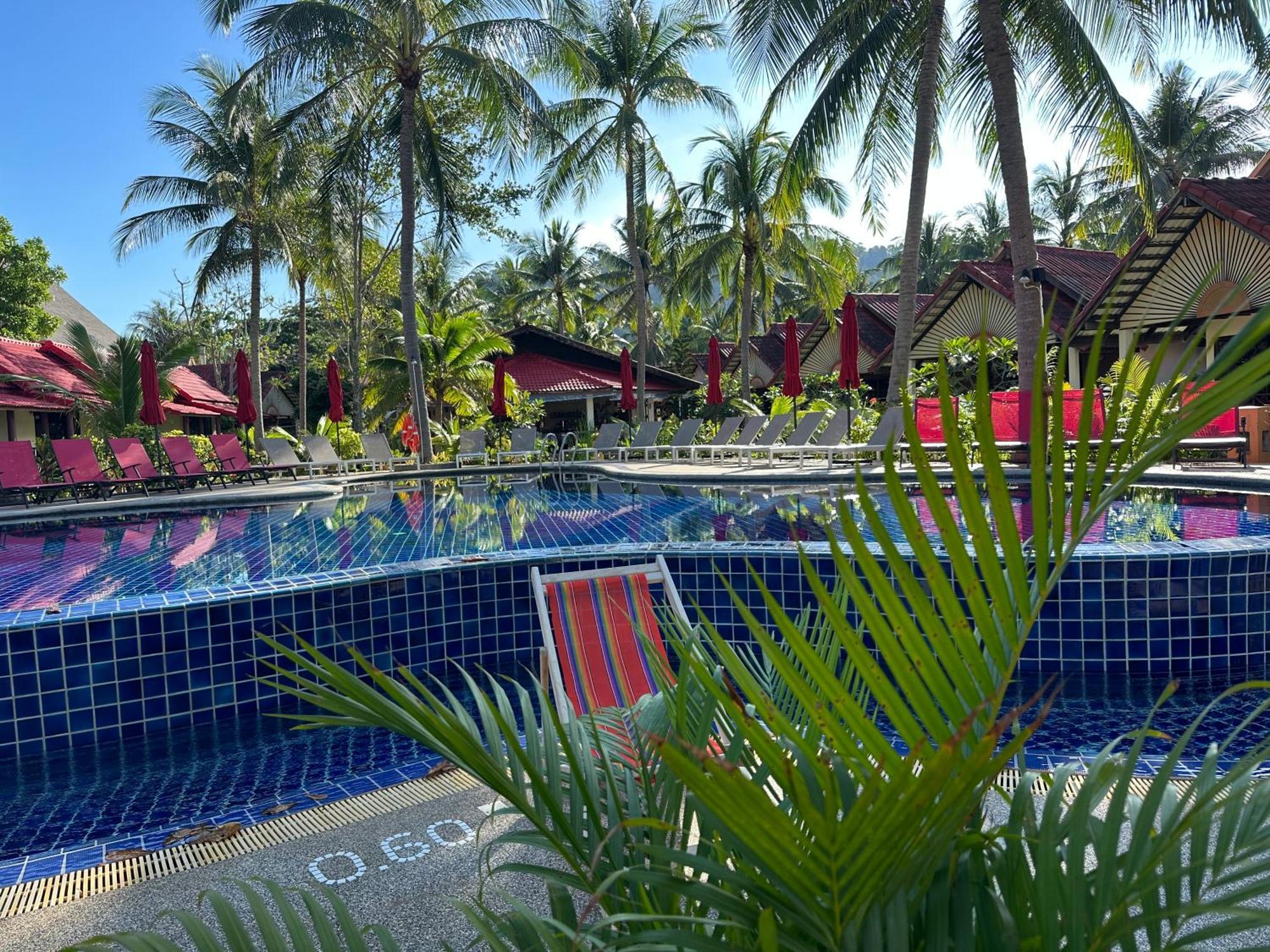 Noble House Beach Resort Ko Lanta Exterior foto