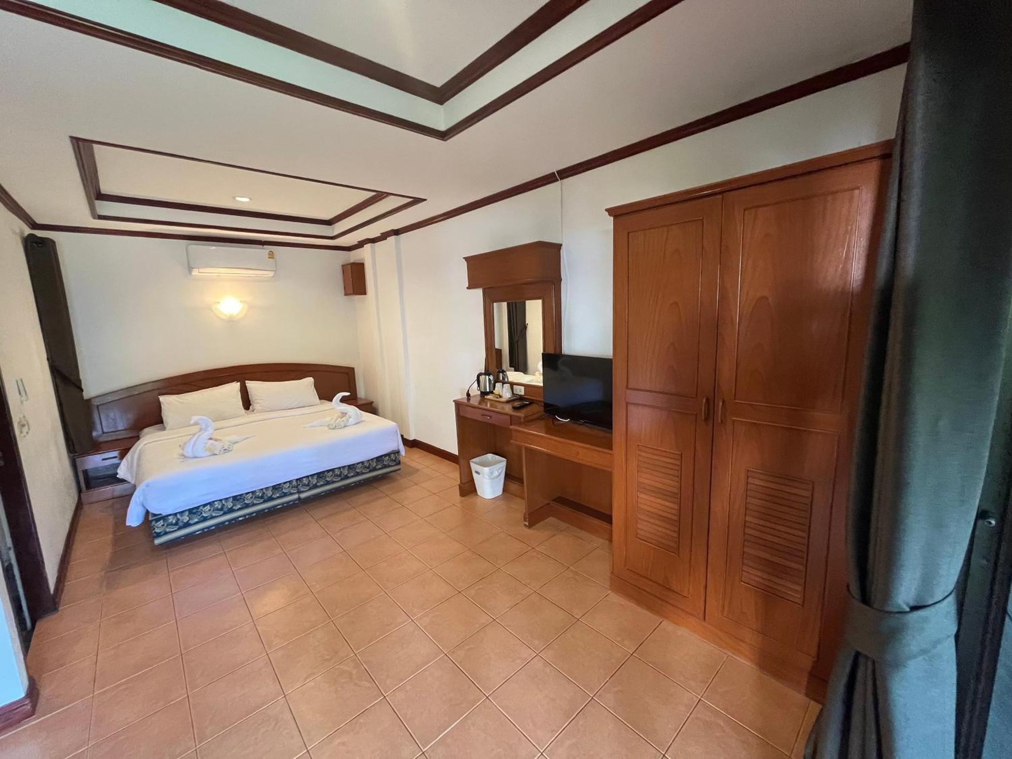 Noble House Beach Resort Ko Lanta Exterior foto