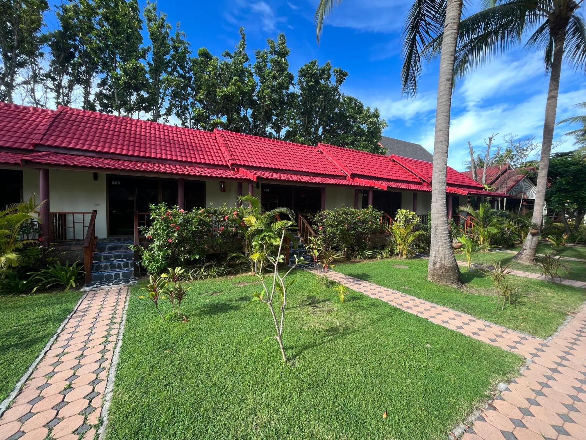 Noble House Beach Resort Ko Lanta Exterior foto