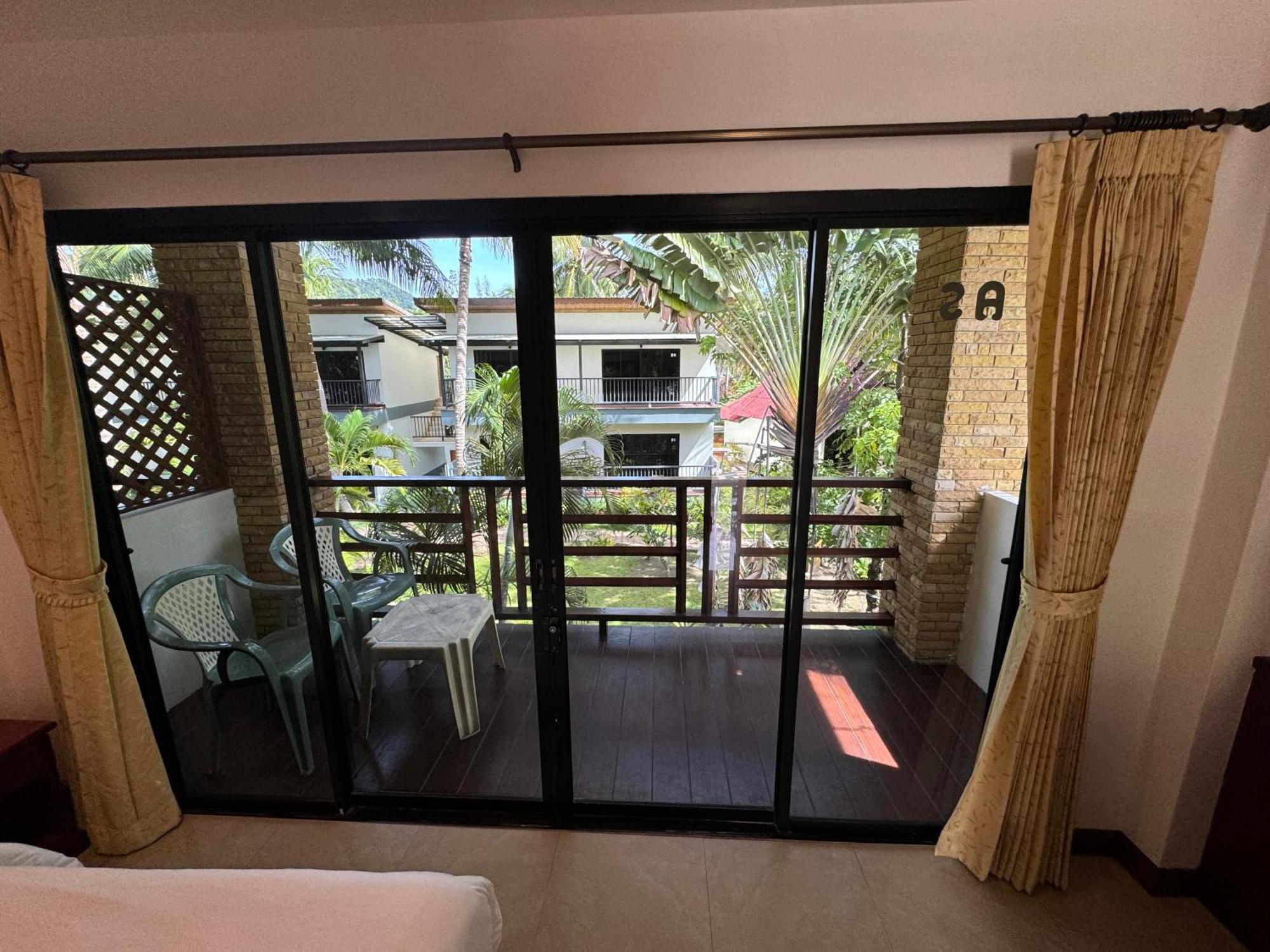 Noble House Beach Resort Ko Lanta Exterior foto