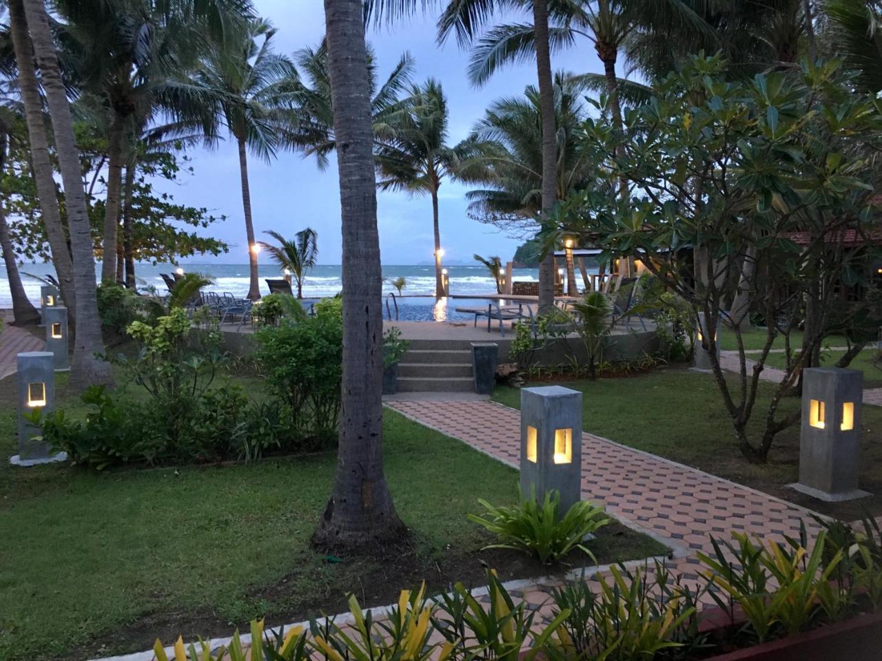 Noble House Beach Resort Ko Lanta Exterior foto